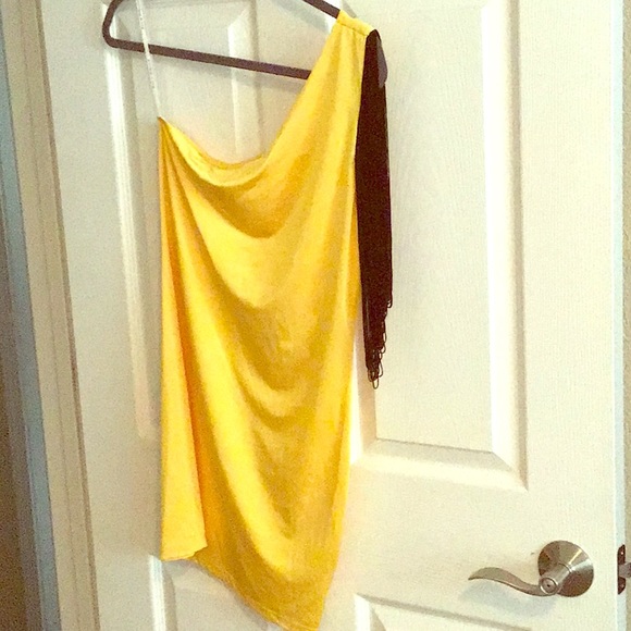 Yellow Forplay One Shoulder Dress - Picture 3 of 8